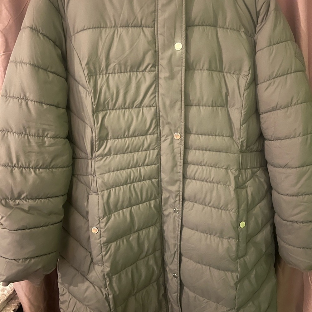 Hollister Women's Grey Puffer Coat XXL